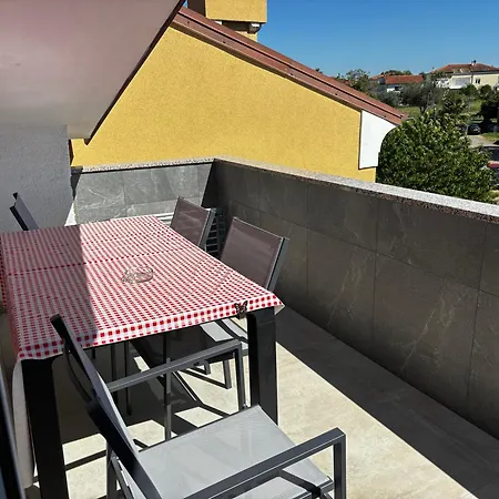 Apartman Rozi