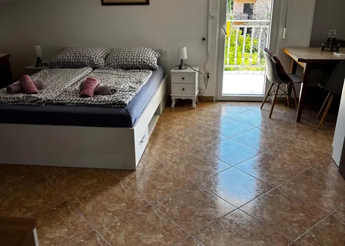 Rozi Appartement *