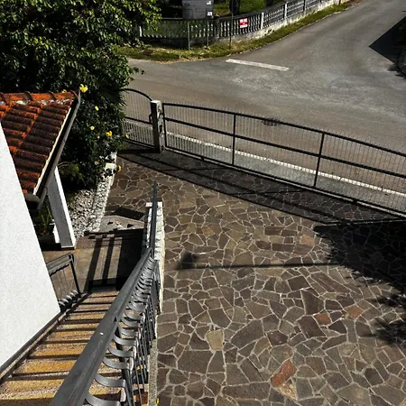 Rozi Apartman